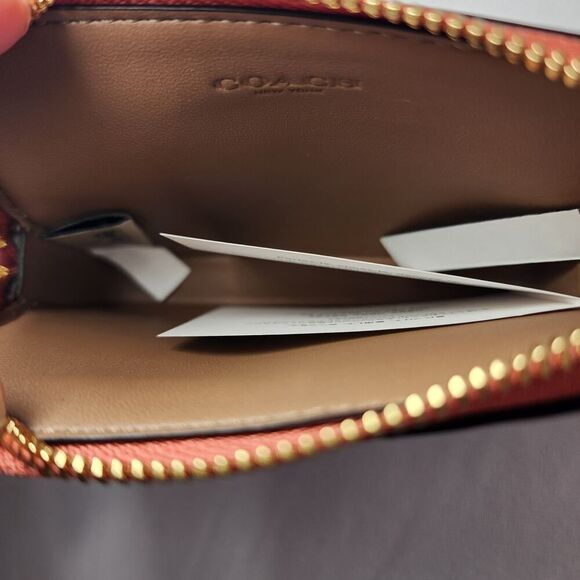 Coach Zip Card Case In Signature Canvas Floral Print CAU45 - Picture 3 of 3